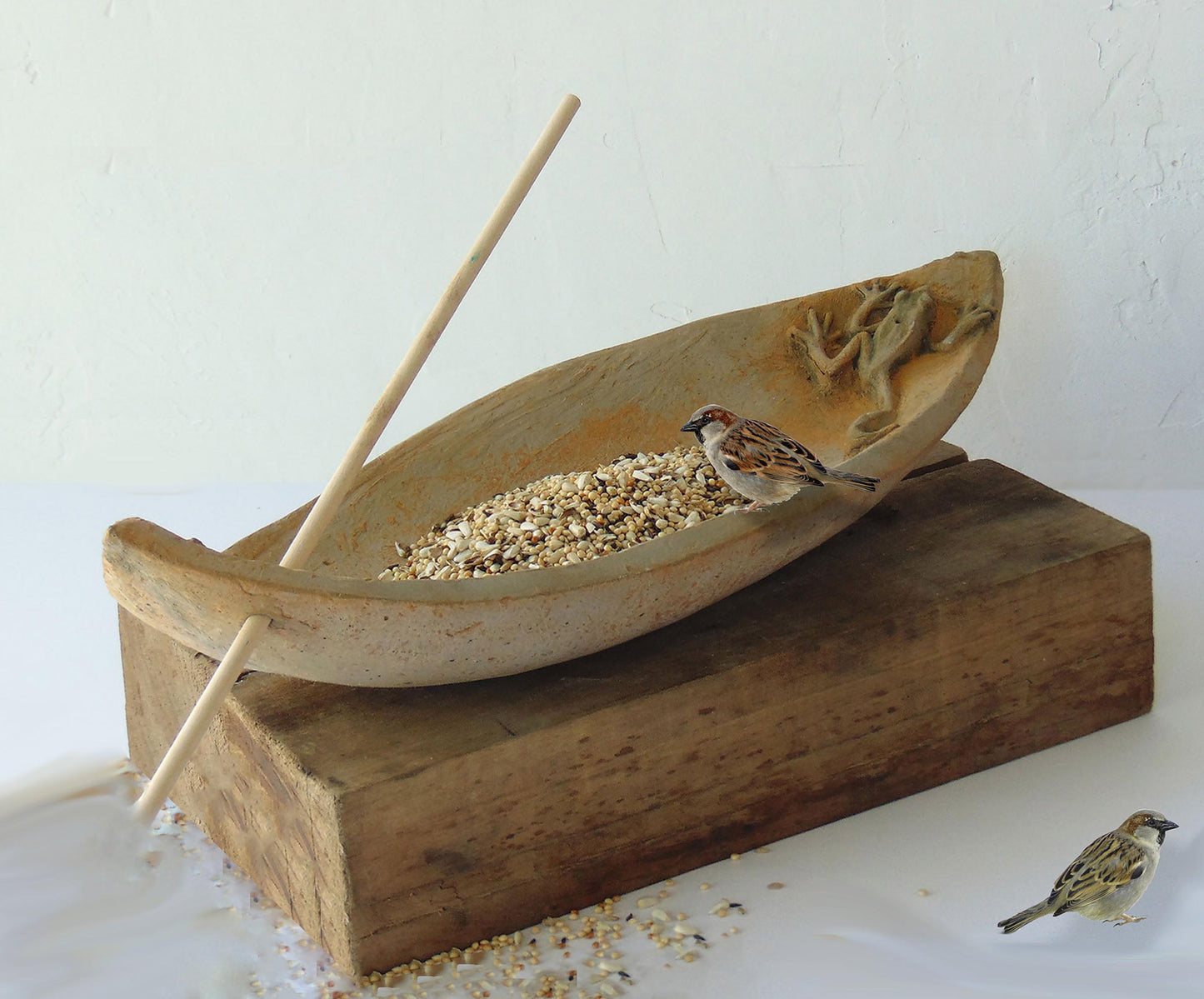 Bee-Bath & Bird-Feeders