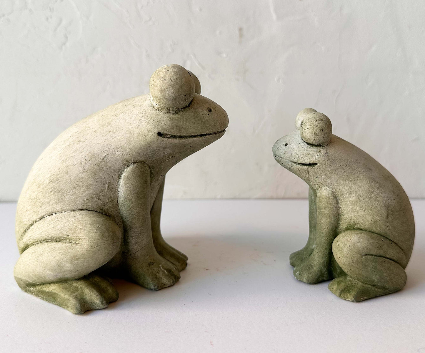 Happy Garden Frogs