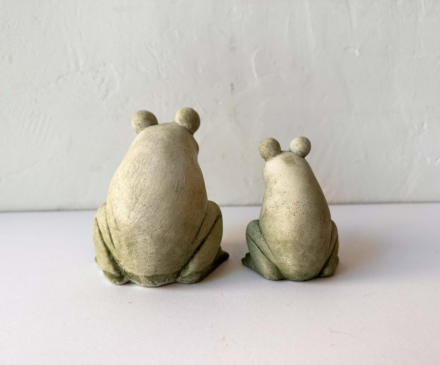 Happy Garden Frogs