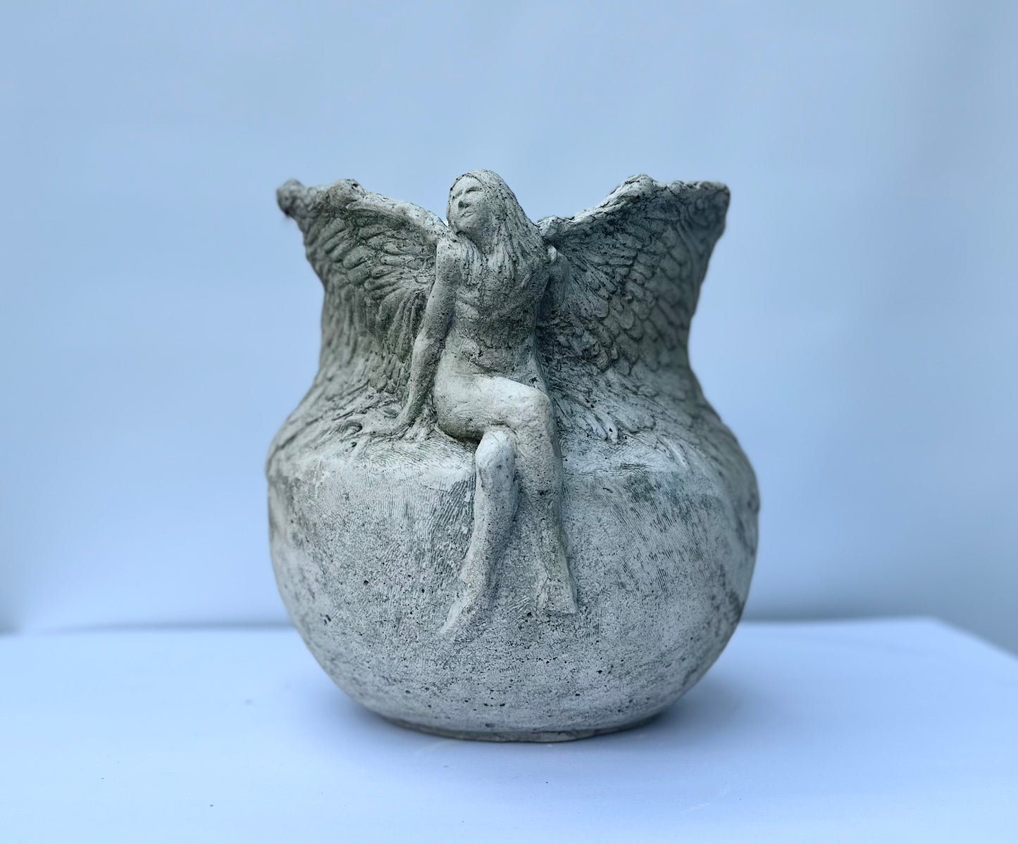 Seated Angel Pot